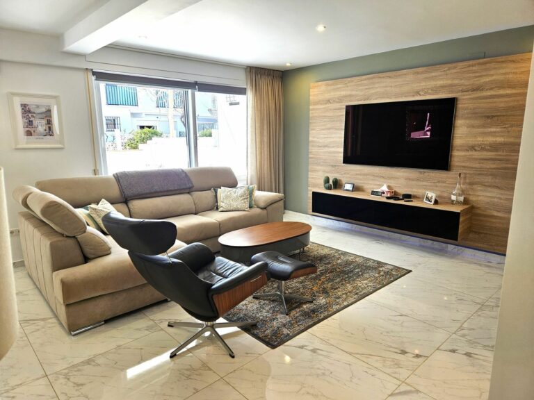 6e81337a7c9890d142f3c401e55f2353 - 3