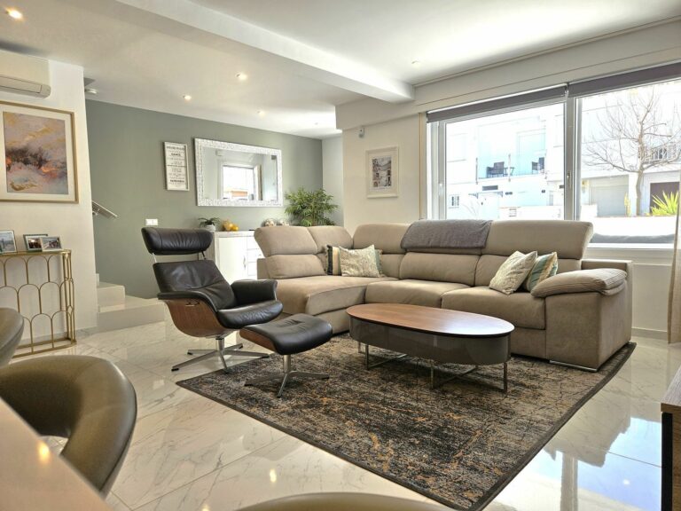 6e81337a7c9890d142f3c401e55f2353 - 4