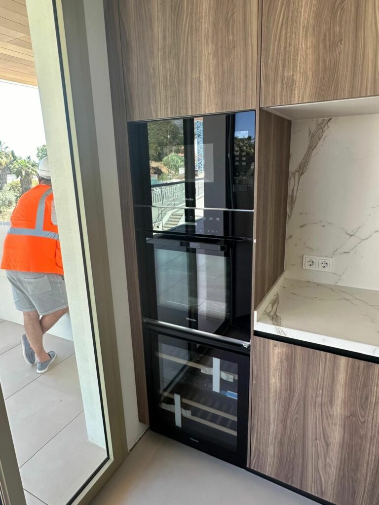 71915b675496db665844fb4261e20c26 - 10