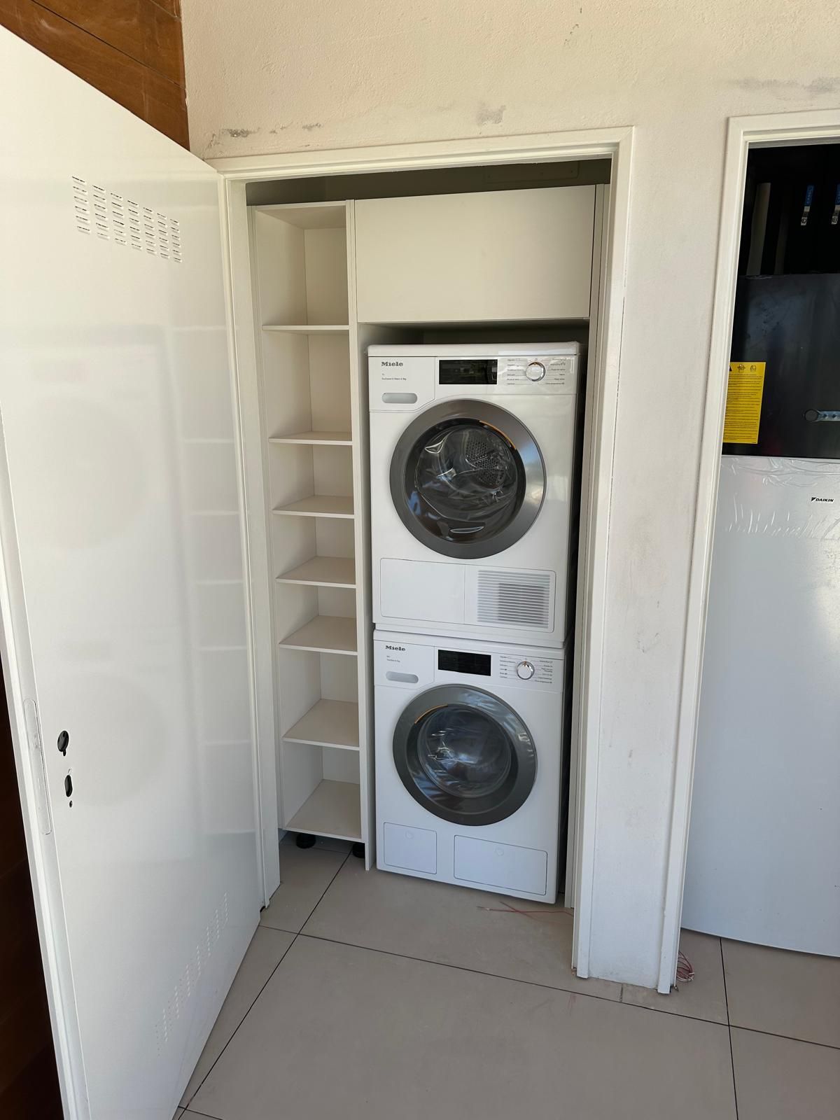 71915b675496db665844fb4261e20c26 - 11