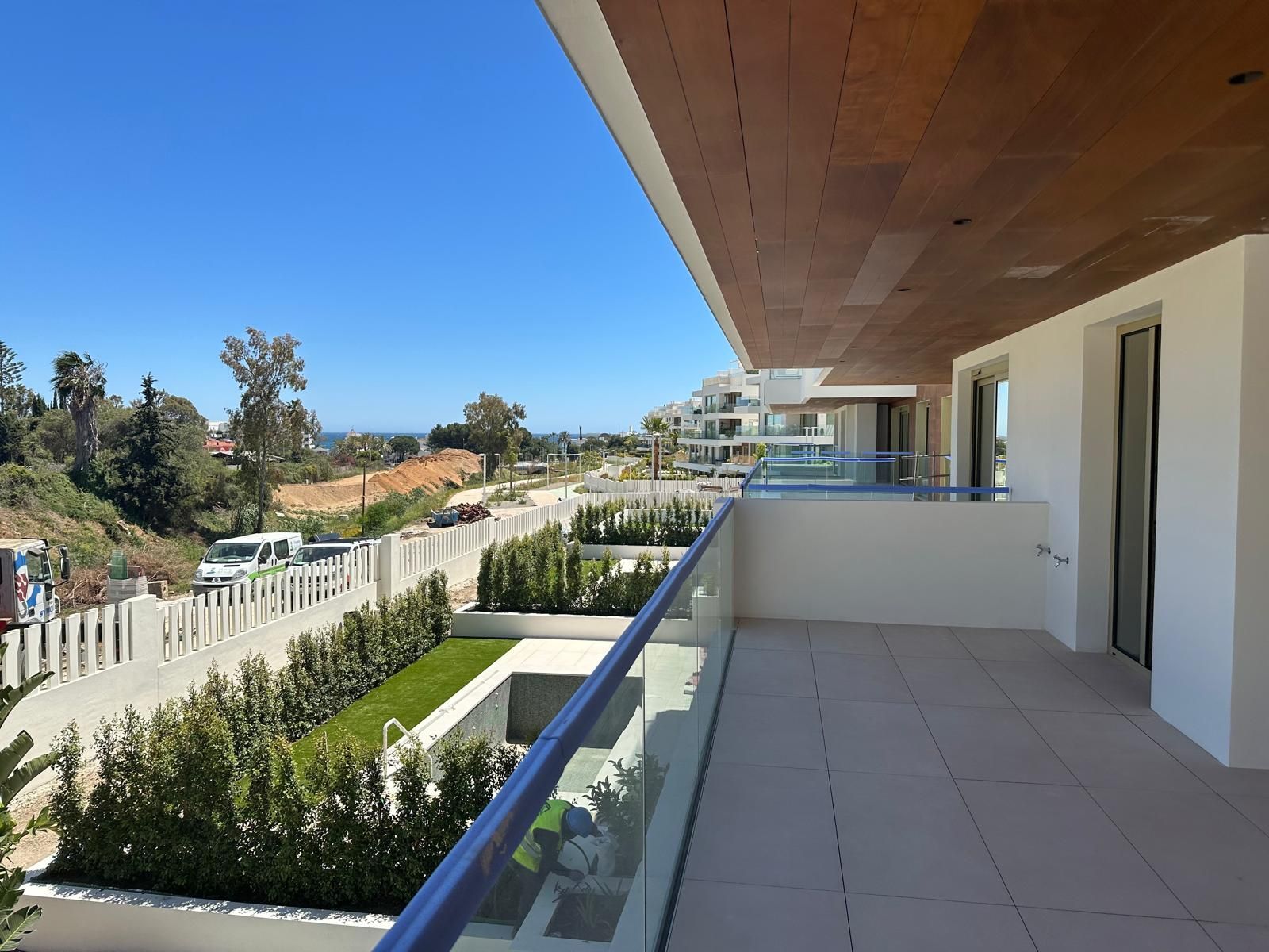 71915b675496db665844fb4261e20c26 - 16