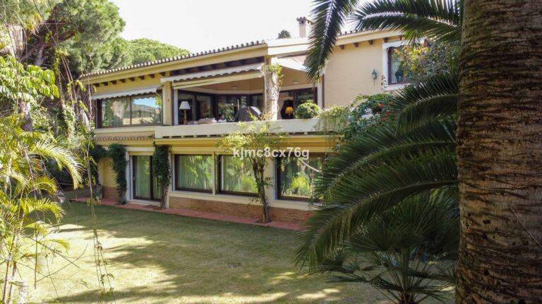 7273c0f51e534cf647dc171f0bf2422c - 4