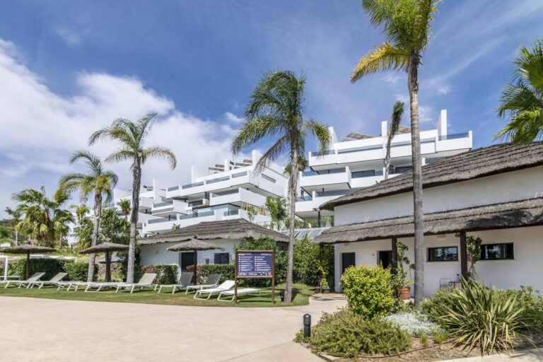 732e63abf63953c830c407a87c9e1b38 - 9