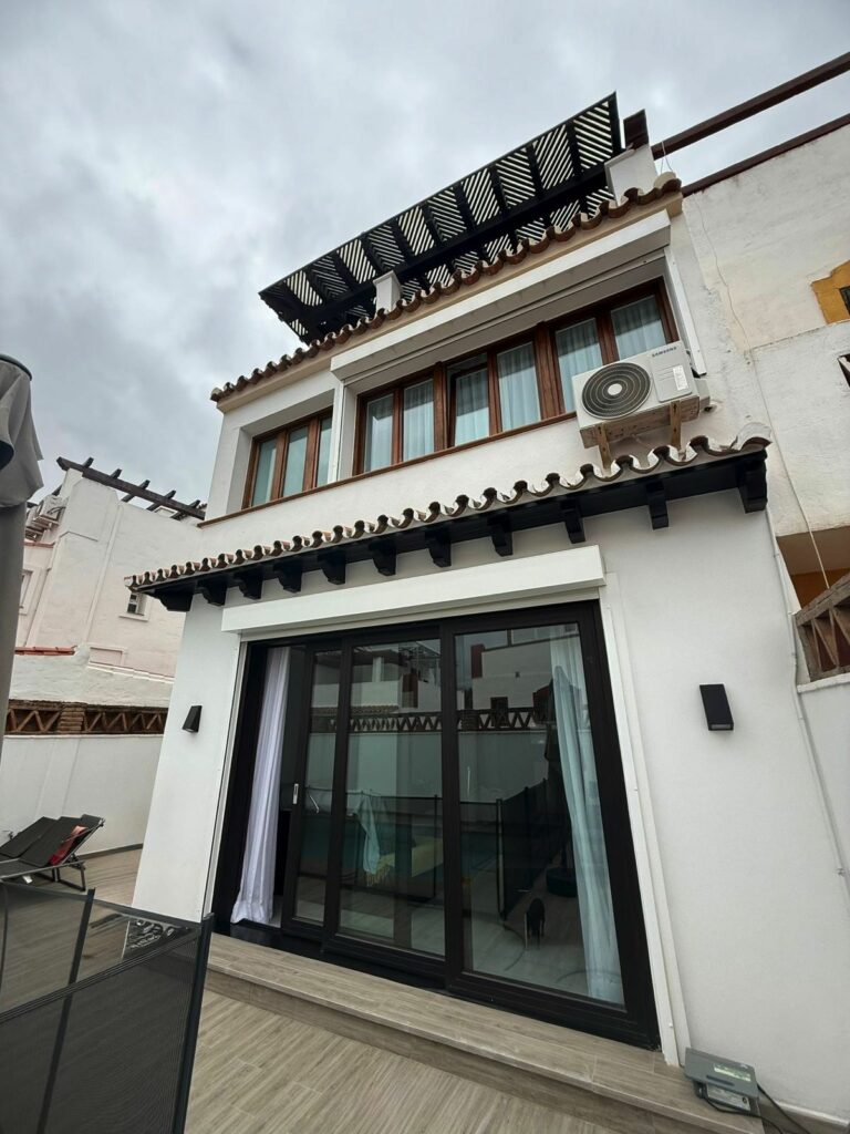 736231c9cc5c5863cb9d6117c21d48d9 - 2