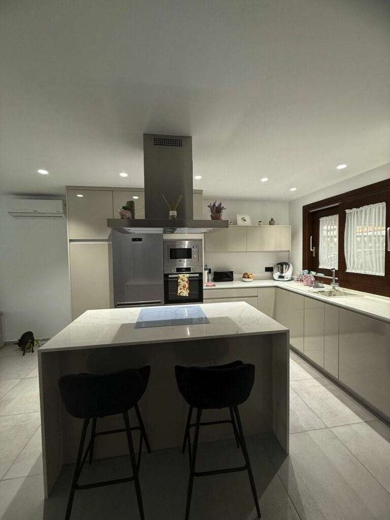 736231c9cc5c5863cb9d6117c21d48d9 - 5