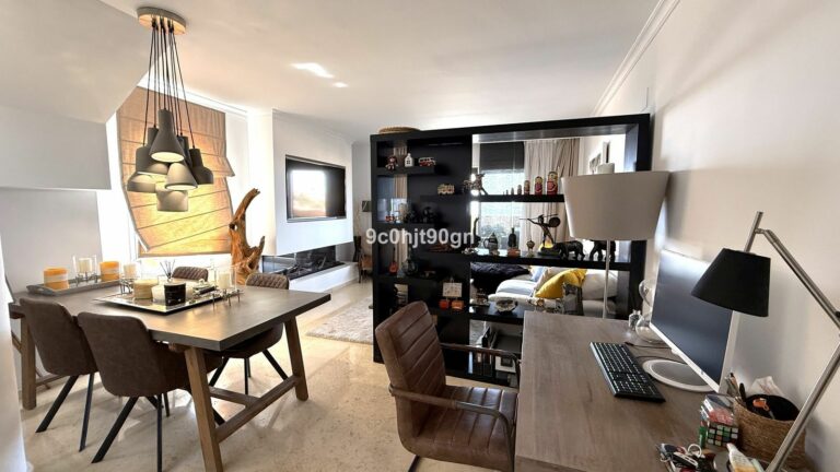 73fac7e615f892c1804052e7e79523df - 3