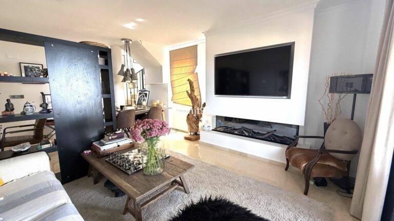 73fac7e615f892c1804052e7e79523df - 4