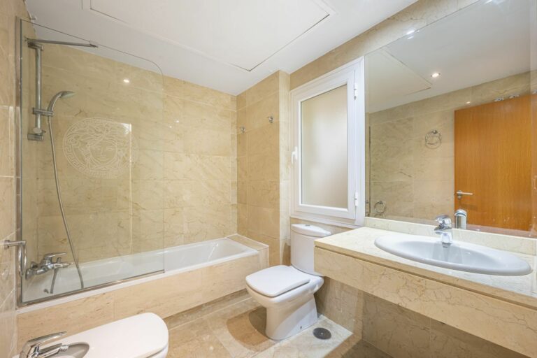 74497c9ea0248ceafe62272e24c21d10 - 15