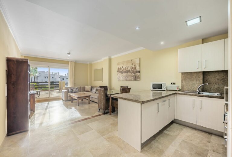 74497c9ea0248ceafe62272e24c21d10 - 6