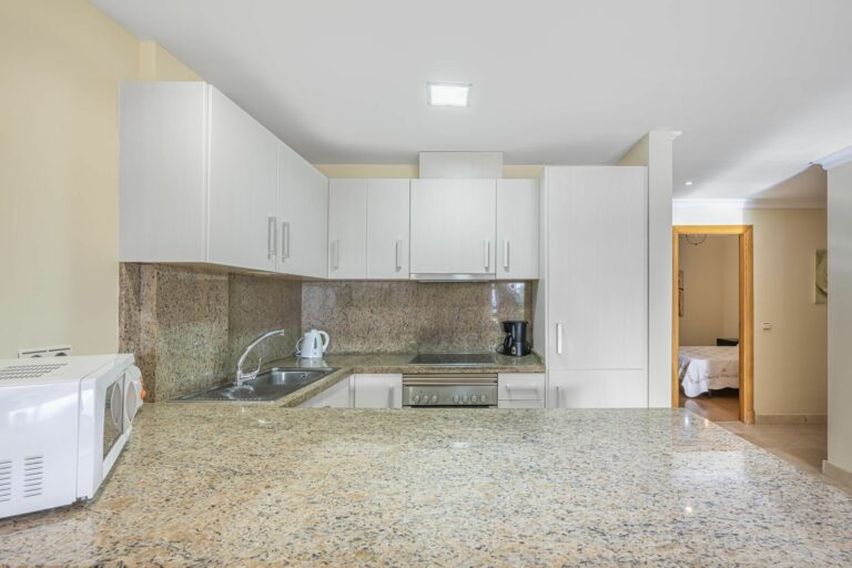 74497c9ea0248ceafe62272e24c21d10 - 9