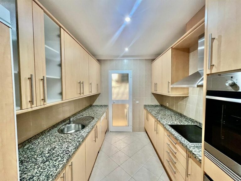 74608da20a7aa26e0fe6d9e4f72ed978 - 8