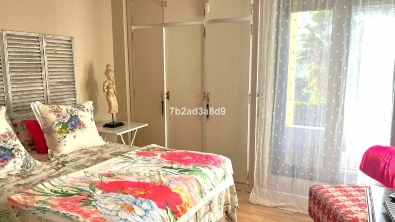 751e9dba9d4ff3e2bfa8c866c4343e4d - 10