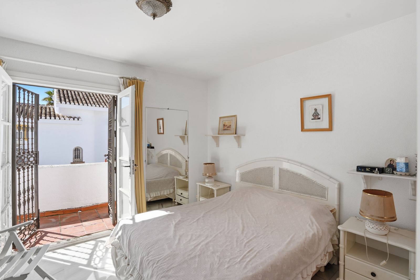 75ca384f773603386d129f0b97e61c8e - 14