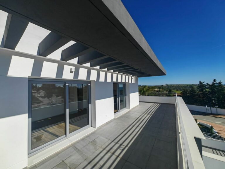 76c0465b96ef937eaec15db63ffcf1ff - 2