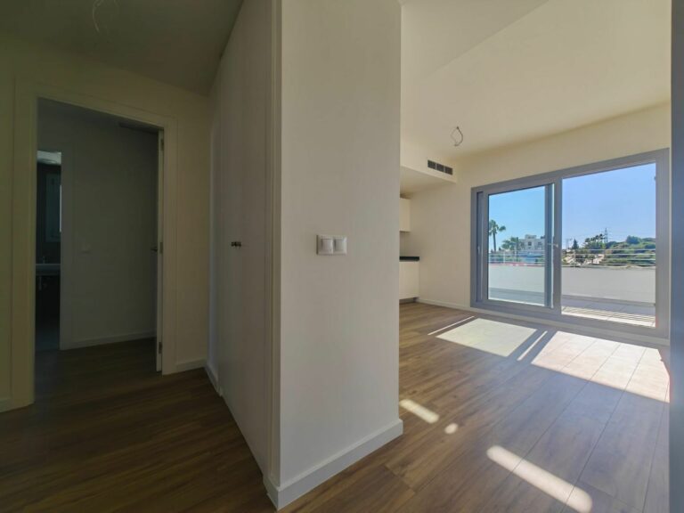 76c0465b96ef937eaec15db63ffcf1ff - 8