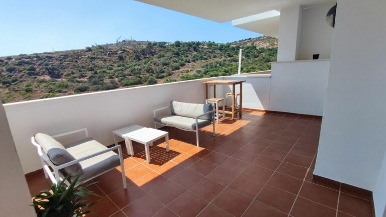 76f46137f7f2f0011749e70f5c20df4b - 4