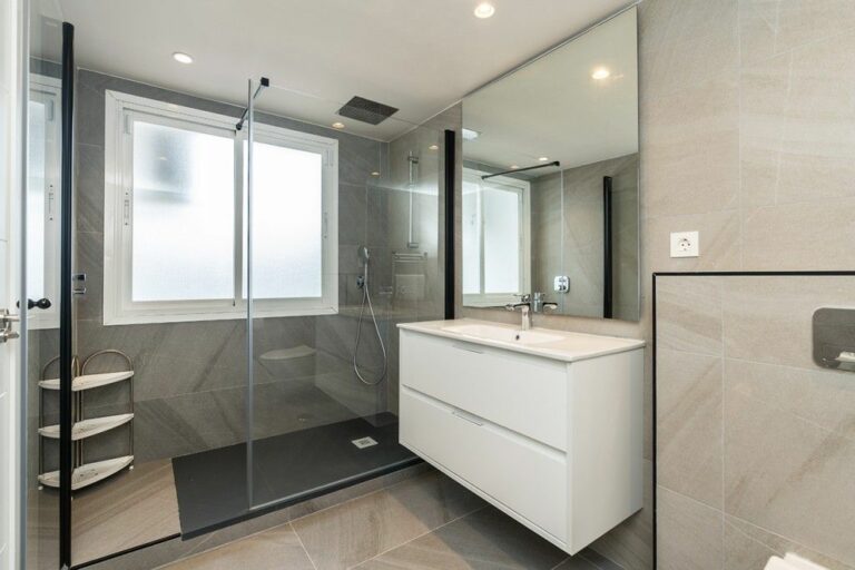 779a41d7fe68c8cf0de5407c5ce791e3 - 14