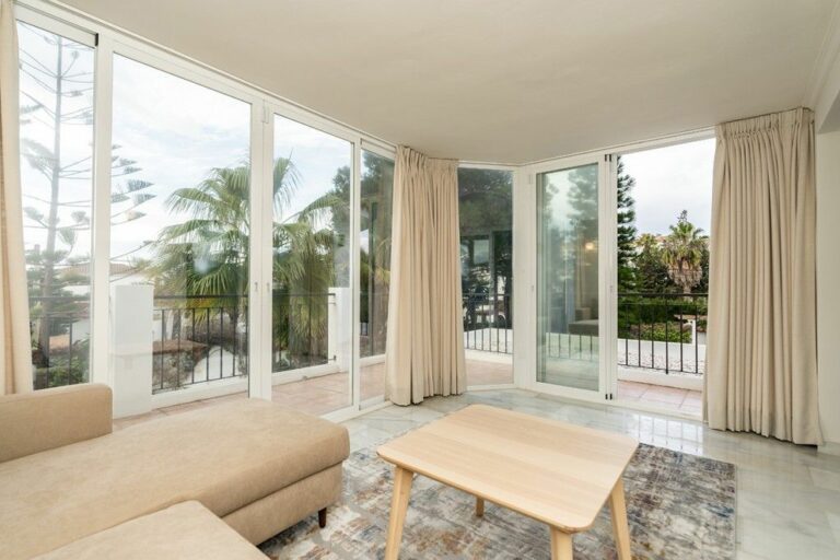 779a41d7fe68c8cf0de5407c5ce791e3 - 15