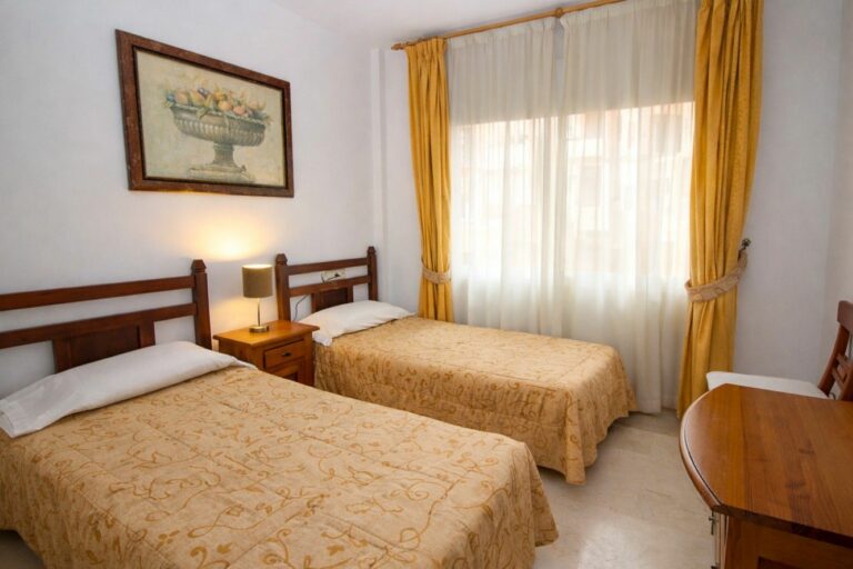 77cdda93dc9c0b4a2aaece5f82841ef4 - 16