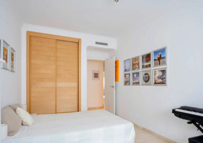 78481014a64faf7db740ed90c678bb32 - 15