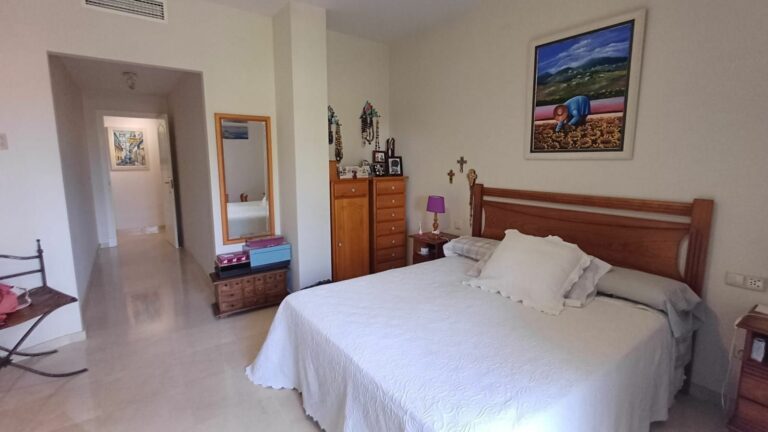 78cb80d863efc299cbfec166cdf666c7 - 8