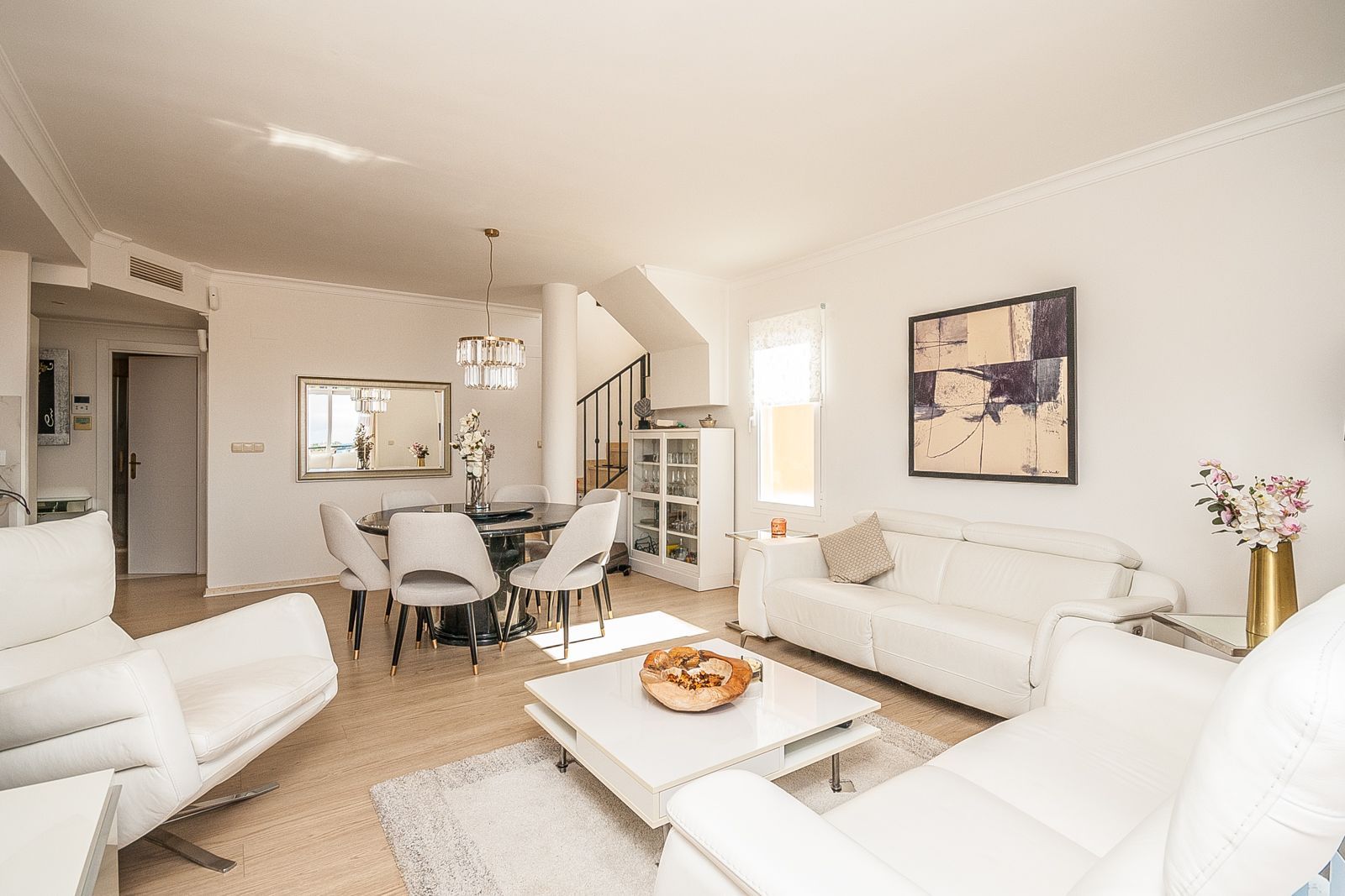 79583de5a2c1405c35809c070dc40c14 - 15