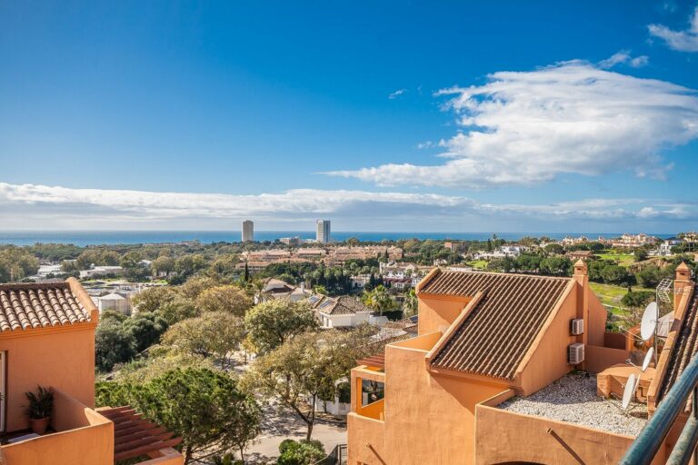 79583de5a2c1405c35809c070dc40c14 - 9