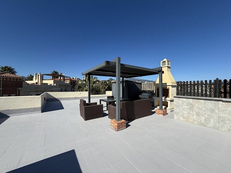 7a30c3e0fc345a77e3ae2bfee443bb7a - 12