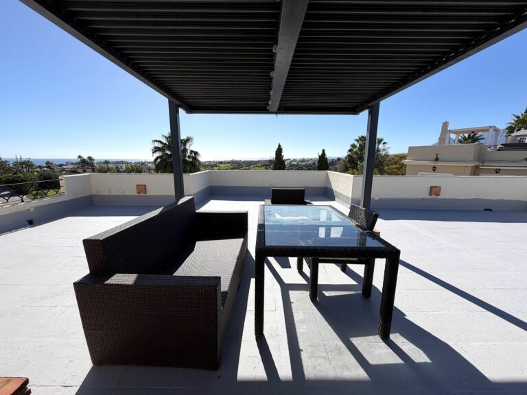 7a30c3e0fc345a77e3ae2bfee443bb7a - 13