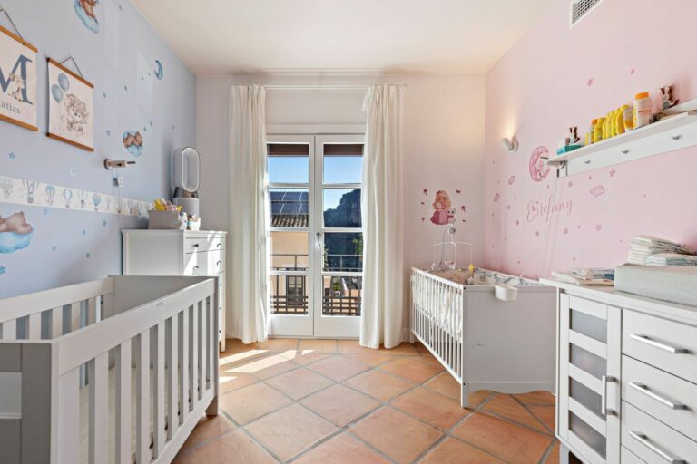 7a4af4d0c5904f2ad813217683c5e541 - 5