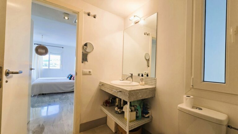 7a6c12aac37c1e32e2e28834a7119638 - 15