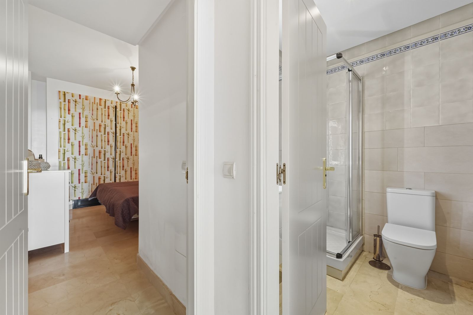 7ab42b677fb209a221ac1967a508a9ca - 16