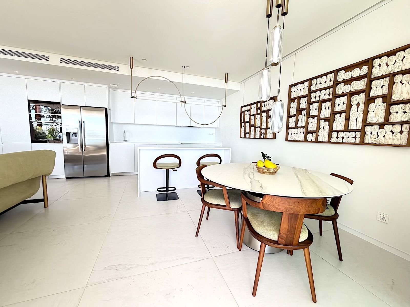 7c8483f68542474df11f01b458c7b256 - 12