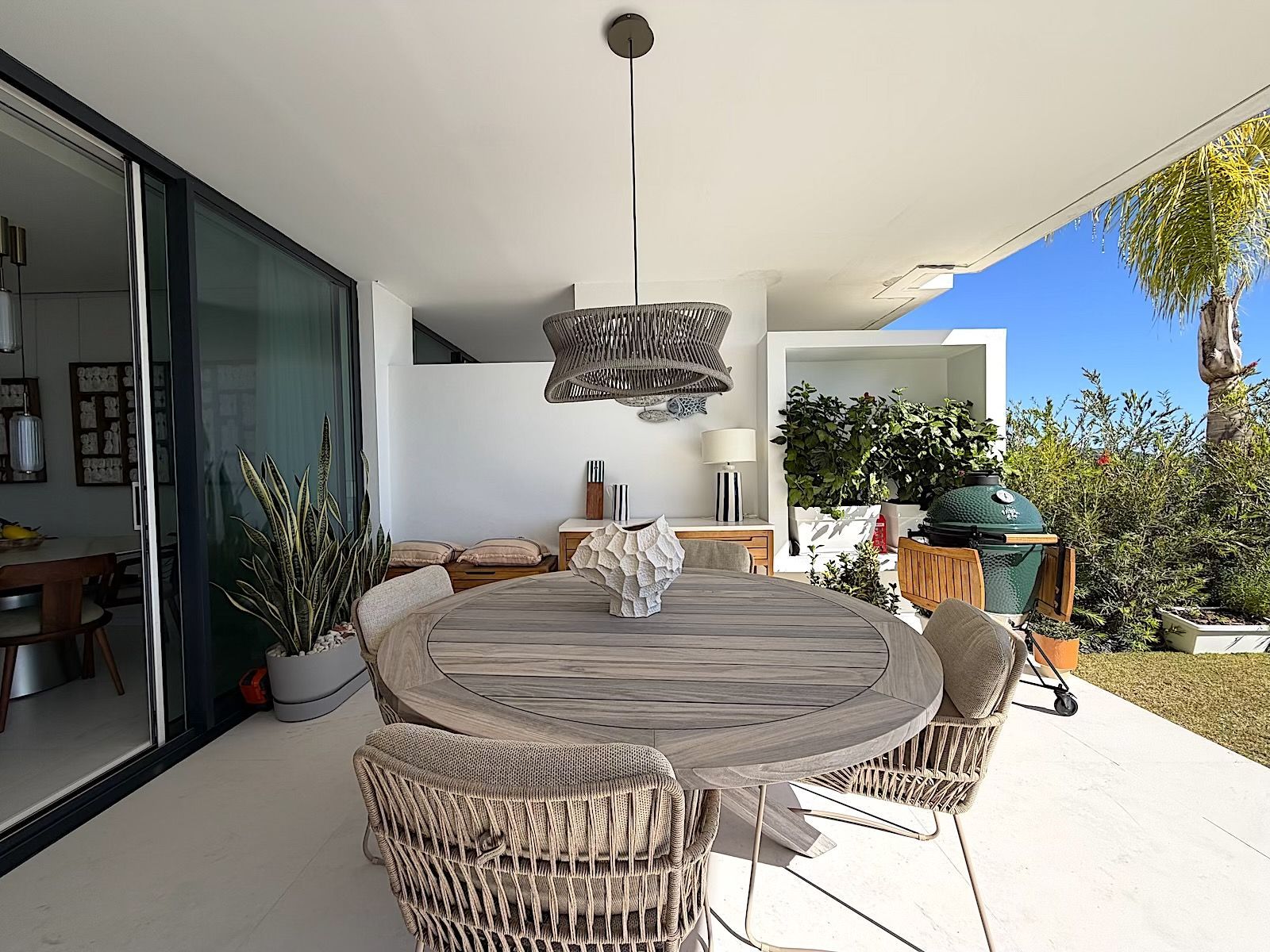 7c8483f68542474df11f01b458c7b256 - 13