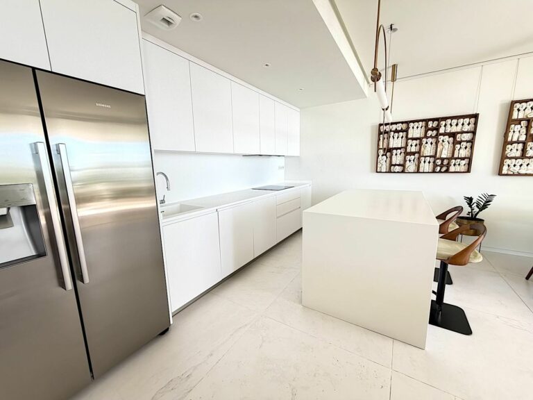 7c8483f68542474df11f01b458c7b256 - 15