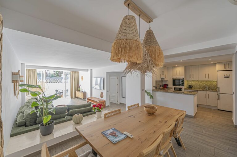 7e1ae9490bc5afd84f8da94dbcb29093 - 3