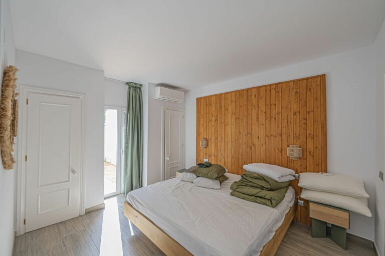 7e1ae9490bc5afd84f8da94dbcb29093 - 8