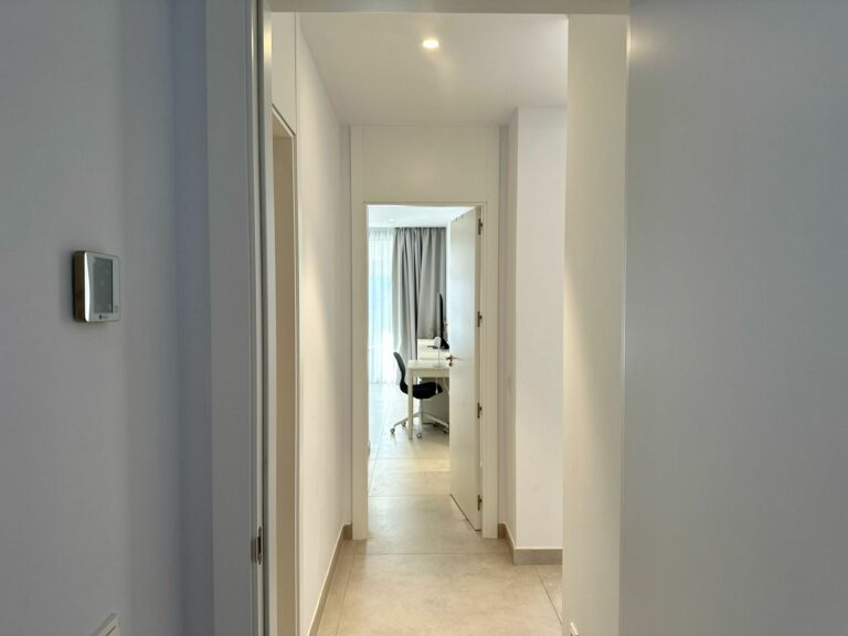 7f582ba69552c532b28b527a47b3322f - 12