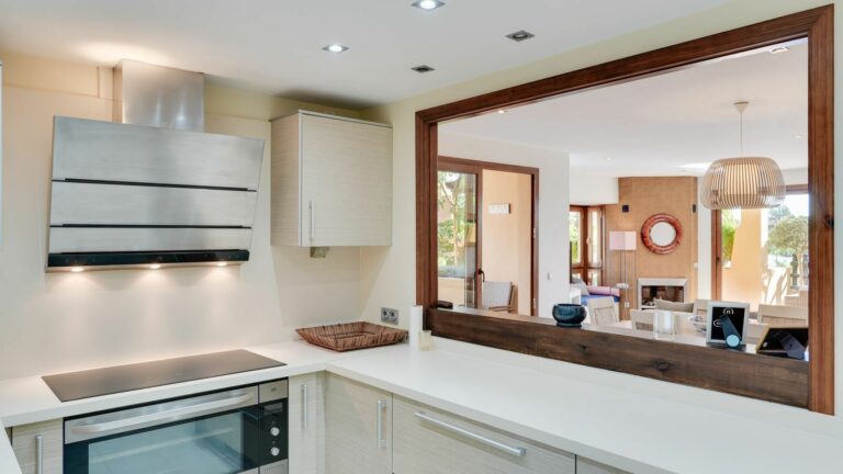 7ff3ede99324baf048a32b1e934a5071 - 12