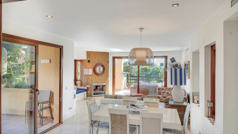 7ff3ede99324baf048a32b1e934a5071 - 8