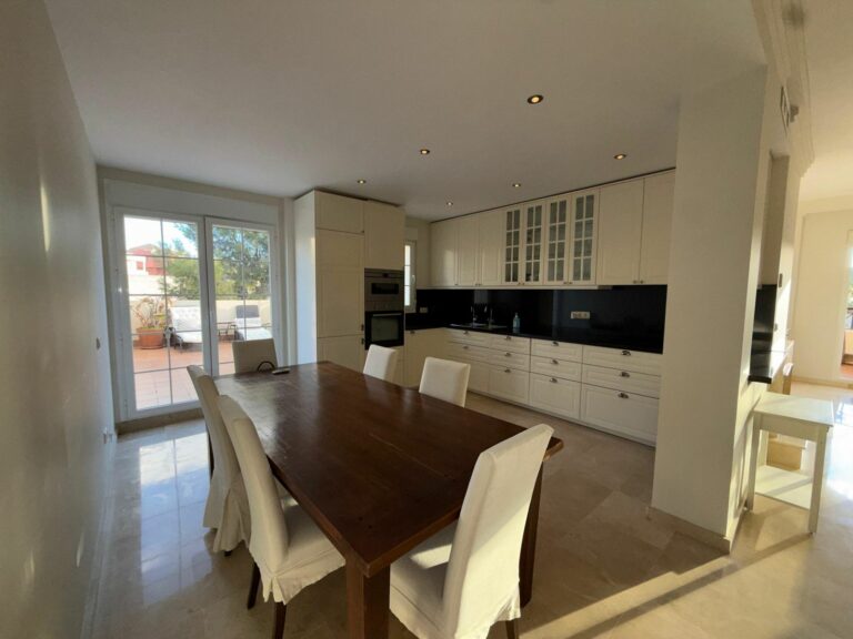 8280466b75778a4ccf11f6a72b0d27d1 - 7