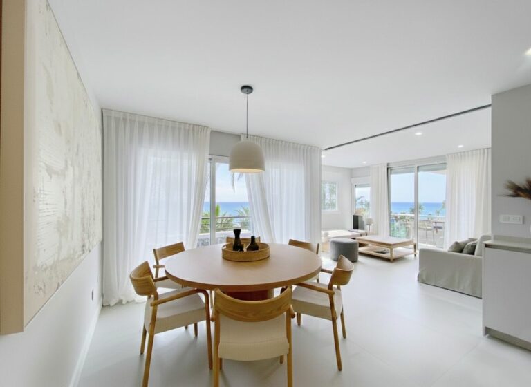 829ad2c49c25611b4b455e7f7a1a445c - 16