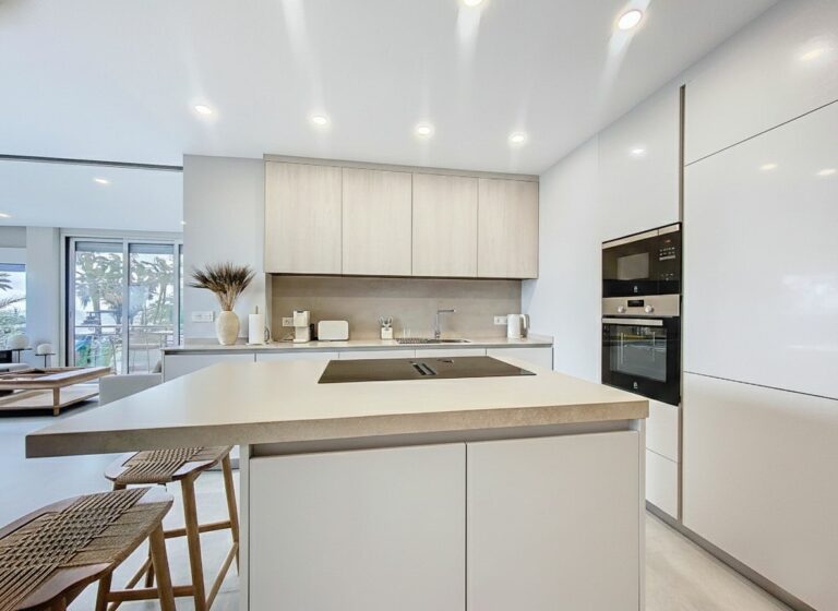 829ad2c49c25611b4b455e7f7a1a445c - 7