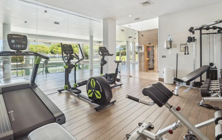 82d411ffd31514db0ff3ad2298c6f4ce - 11