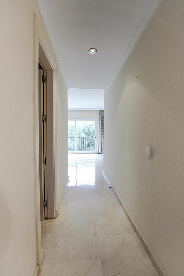 831e055af7a9311311dc67279ff5f916 - 16