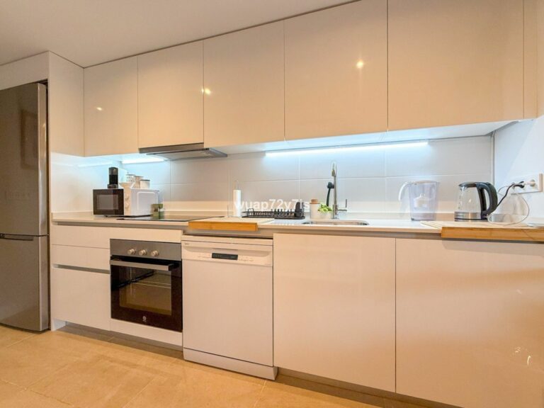 834af6073ecd631f4b55f27829c9f2b5 - 9