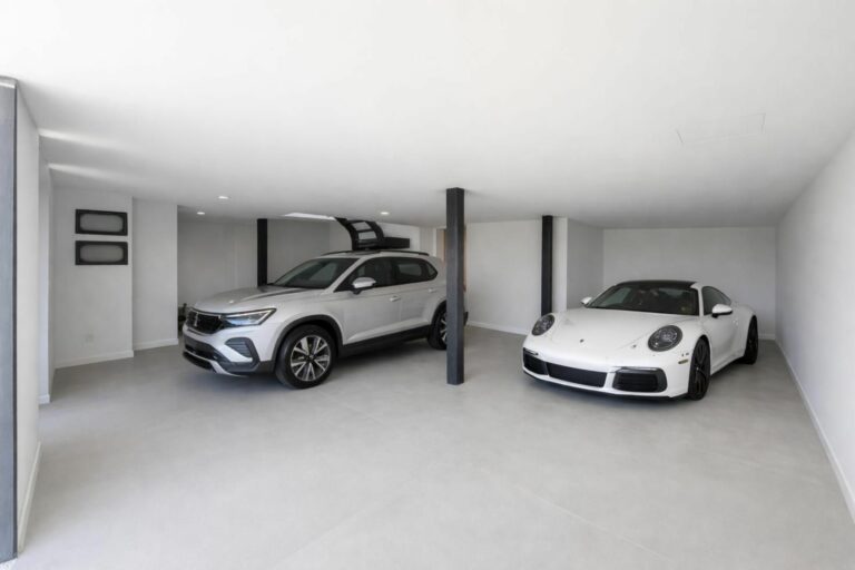 8967e1e0b190d2d86a51d4d15acbe9a4 - 15