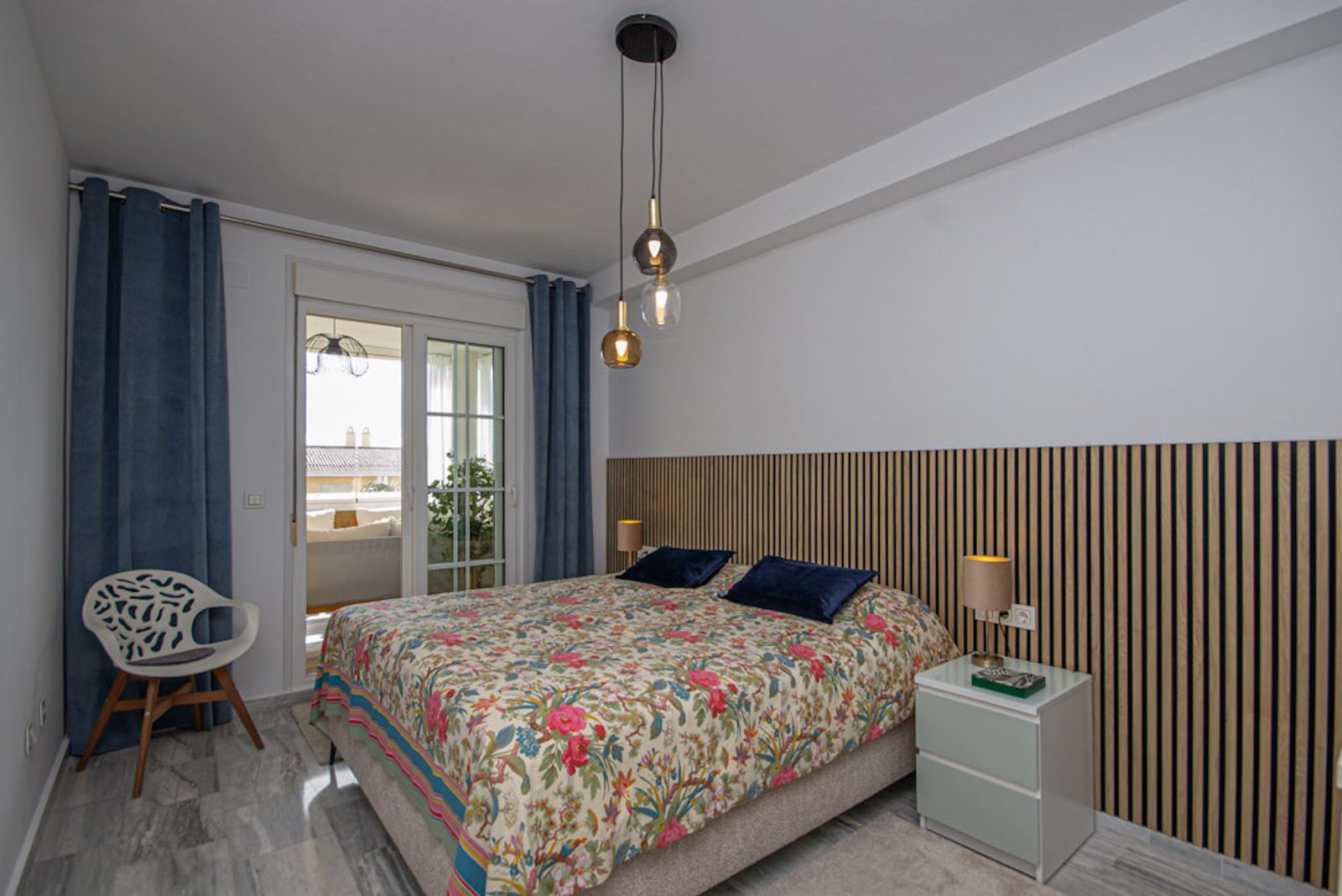 899b668ed754d857dd86de373e8a7239 - 15