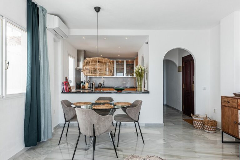 8a374aaa8177ed44e5920659a5b549e2 - 15