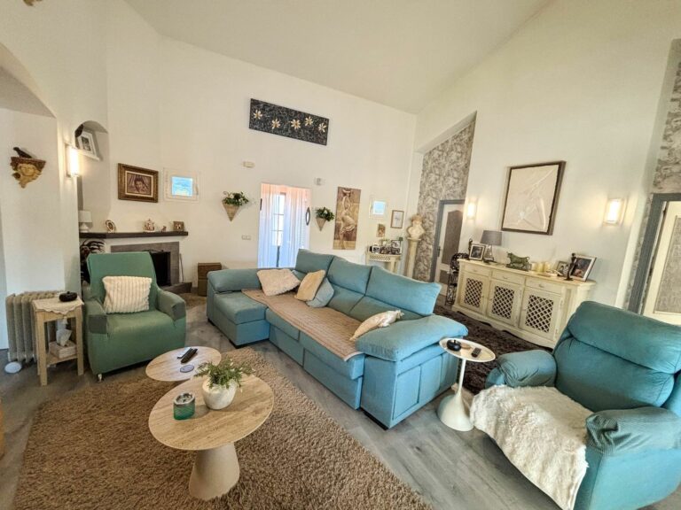 8b5e16cf52a9f9996e479969c809fa83 - 11